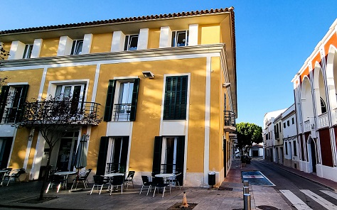 PER UN GERIÀTRIC I UN CENTRE DE DIA MILLORS.